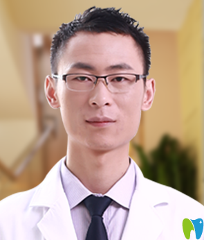 深圳格倫菲爾口腔門診部 王亞東