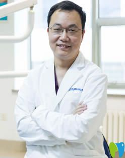 沈陽歡樂口腔院長于久越圖