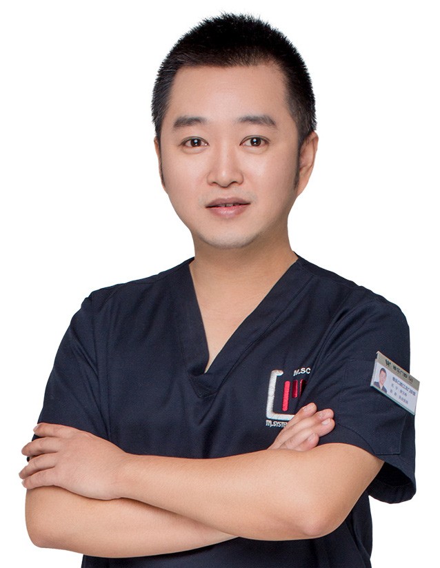 重慶維樂(lè)口腔門(mén)診部 唐文崢