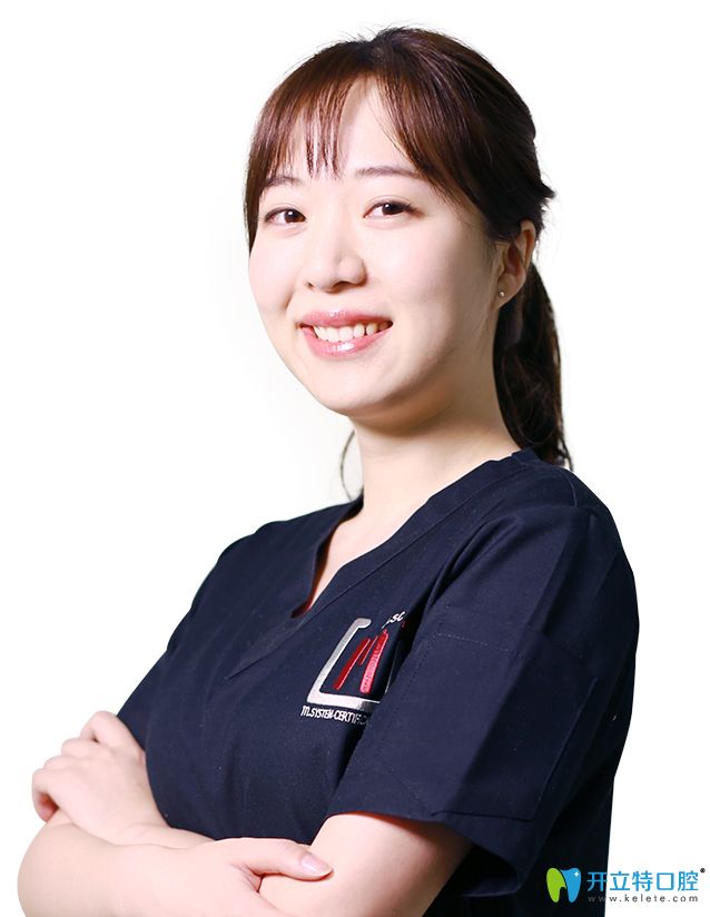 重慶維樂口腔少兒口腔?？漆t(yī)師蔡洋伊
