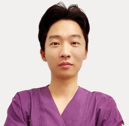 三亞微笑口腔門診部 楊哲
