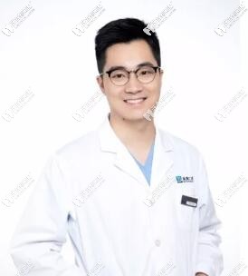 西安美奧口腔門診部 李晨