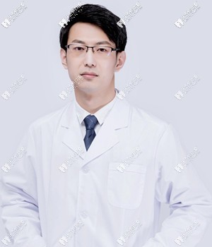 煙臺圣貝口腔門診部 劉春志